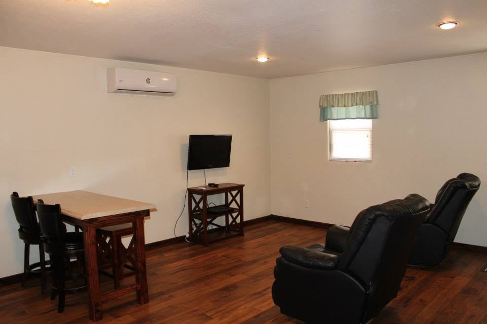 SunLand Cabins living room